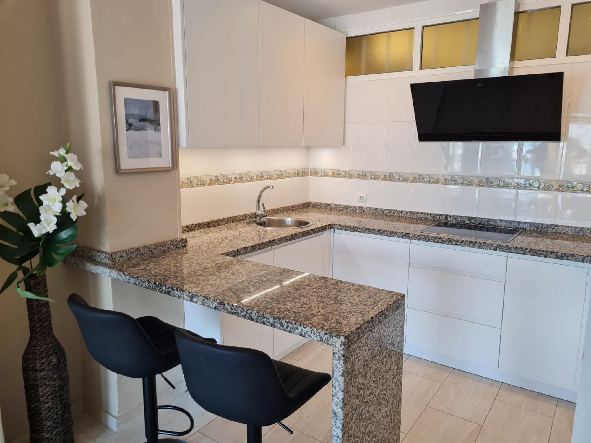 Fuengirola. Bonito Apartamento En Paseo Maritimo. Espectaculares Vistas Al Mar. Primera Linea Eksteriør bilde